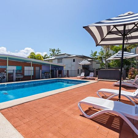 Caravella Backpackers Albergue Cairns Exterior foto